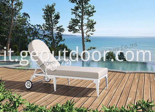 outdoor aluminium chaise lounge chair